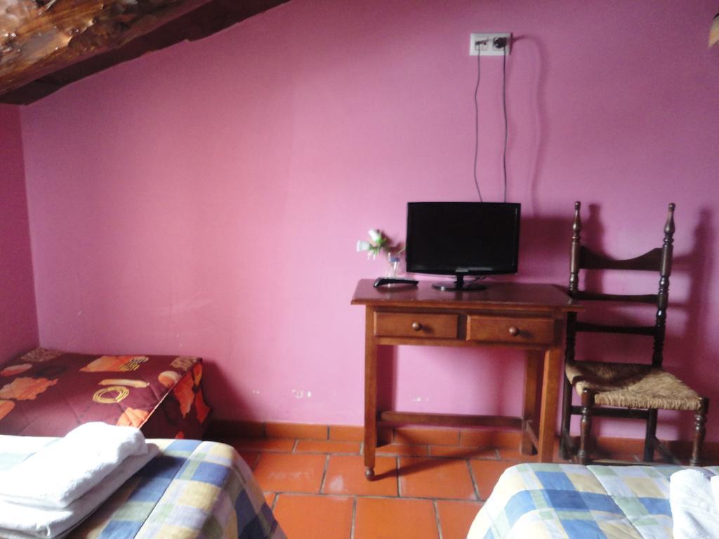 Hostal Venta Liara Allepuz Quarto foto